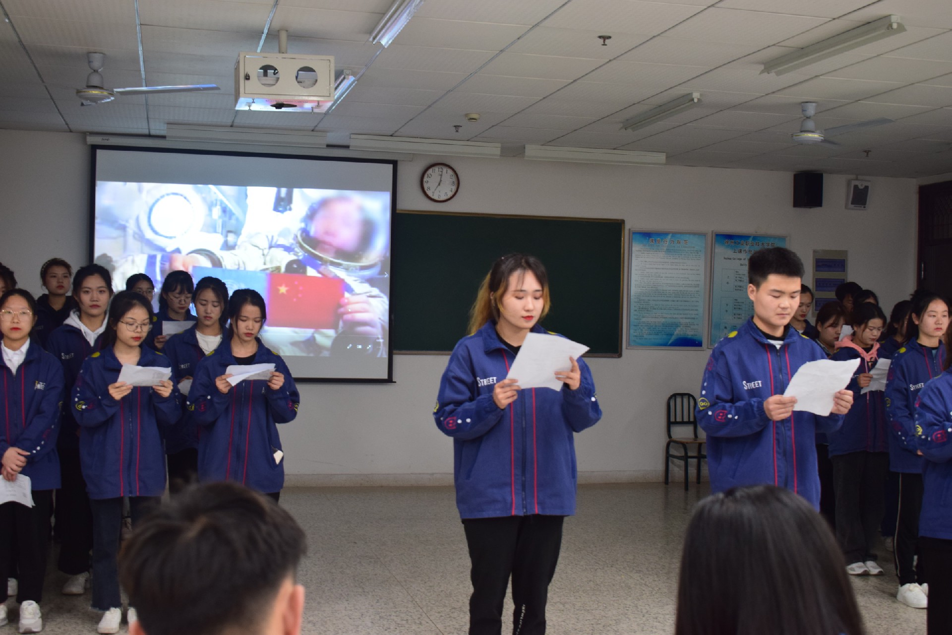 我院举办“欢乐五一，同心‘抗疫’”系列文化体育活动