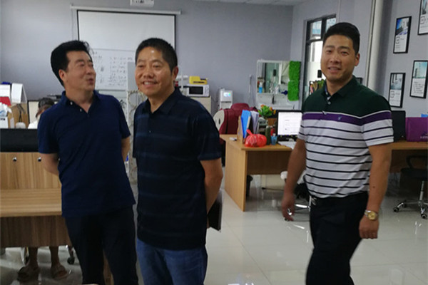 走访调研谋发展 校企交流促合作——hjcvip黄金城深入企业开展专业调研与就业调研工作